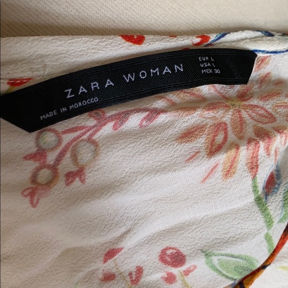 Zara Ruffle Open Back Floral Blouse - Picture 4 of 5